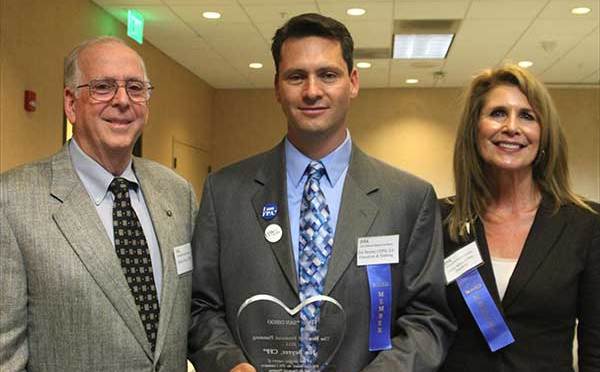 jon-beyrer-wins-san-diego-heart-financial-planning-award-600x372